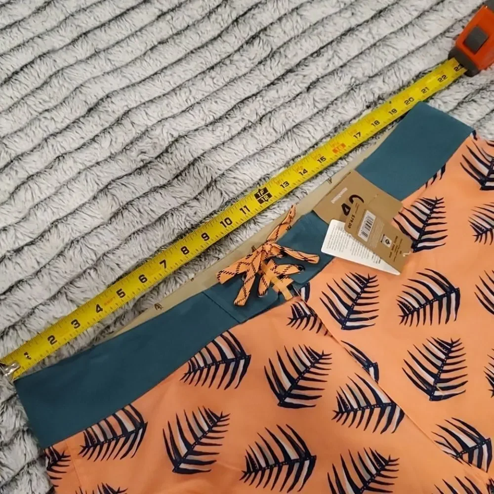 Patagonia Palms of my heart board shorts sz 40